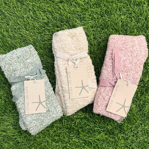 NWT Barefoot Dreams Sock Set